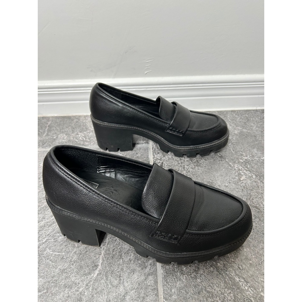 DV Dolce Vita Neeka Lug Sole Platform Loafer Size 7.5 Black Faux Leather Fall - Picture 2 of 12
